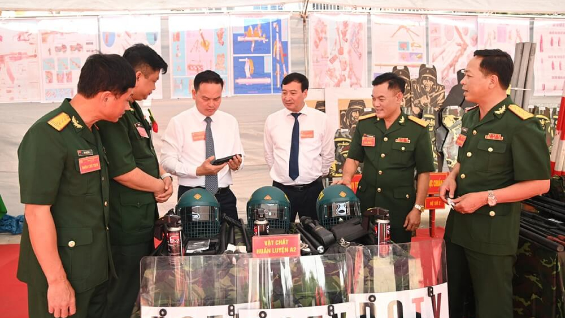 Đại hội Thi đua Quyết thắng LLVT huyện Vân Đồn giai đoạn 2019-2024