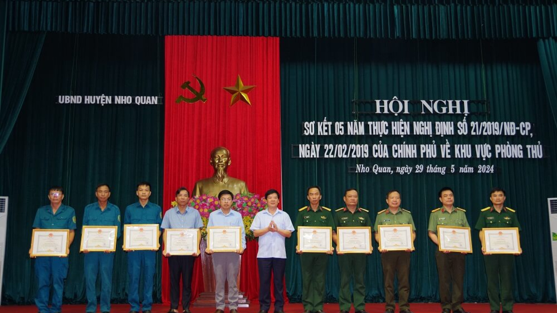 Huyện Nho Quan sơ kết 5 năm thực hiện Nghị định 21 của Chính phủ về khu vực phòng thủ.