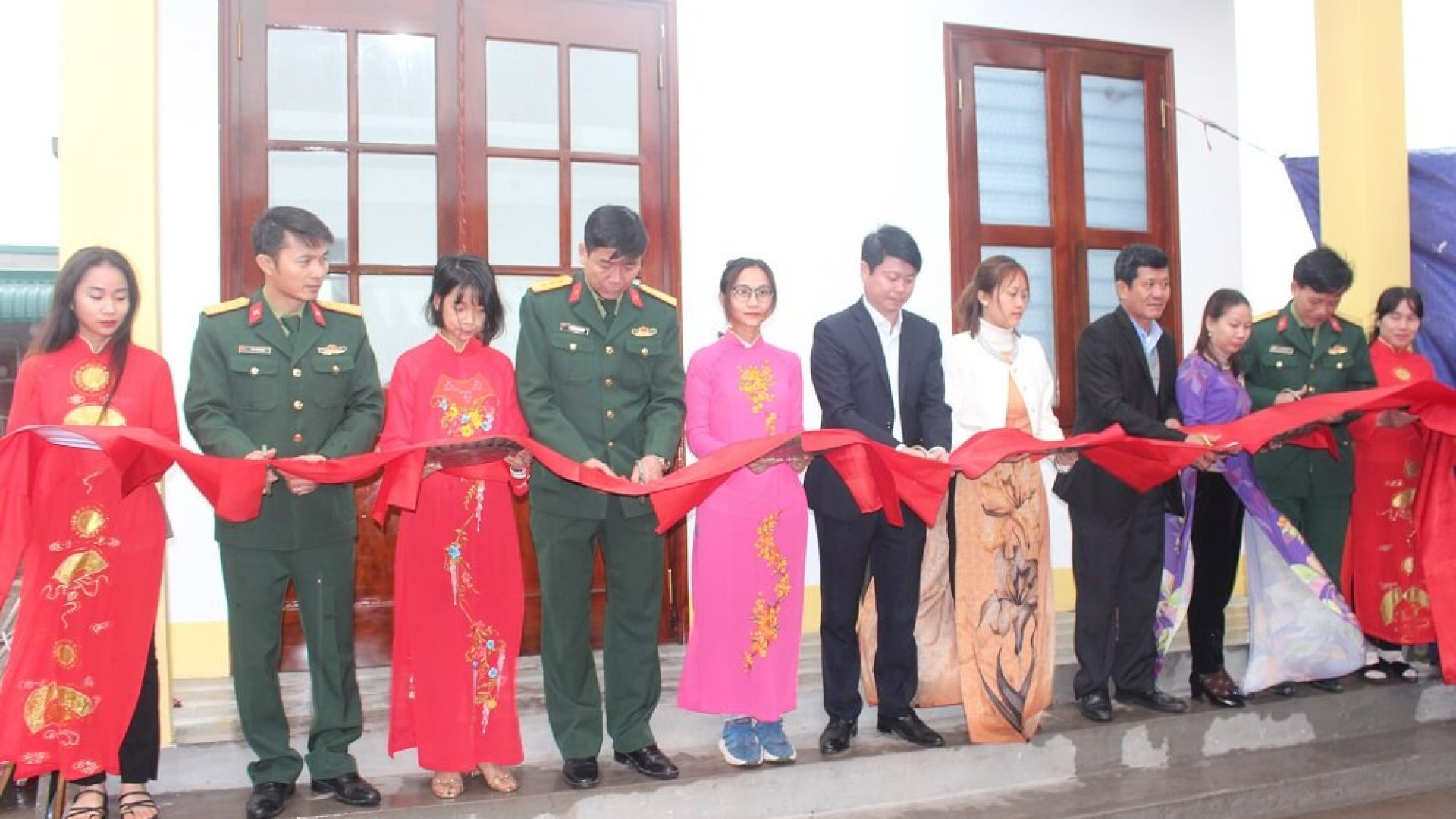 Bộ CHQS tỉnh Ninh Bình: Khánh thành và bàn giao “Nhà tình nghĩa”