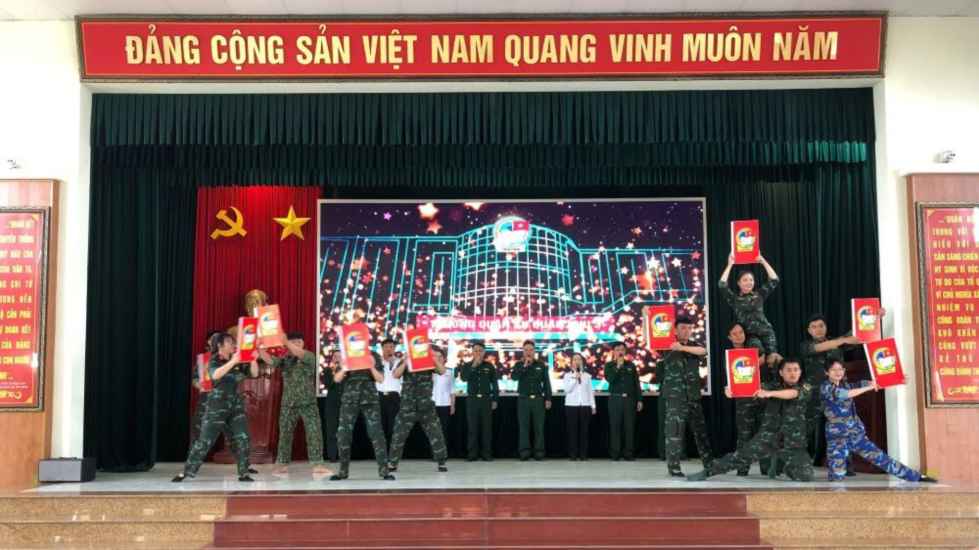 Trường Quân sự Quân khu: Sôi nổi các hoạt động hướng tới kỷ niệm  Ngày nhà giáo Việt Nam 20/11