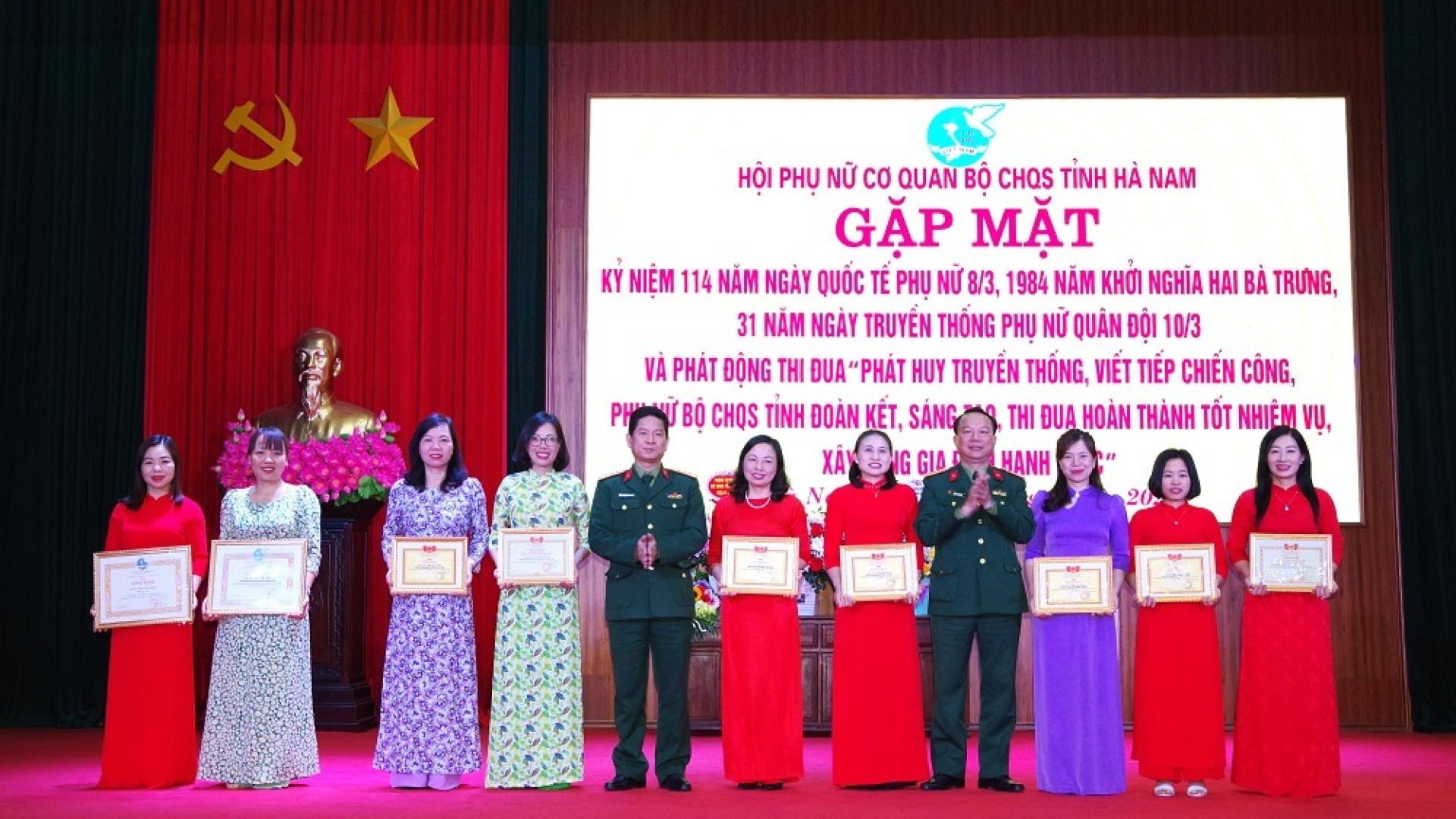 Hội Phụ nữ cơ quan Bộ CHQS tỉnh Hà Nam gặp mặt kỷ niệm Ngày Quốc tế Phụ nữ 8-3