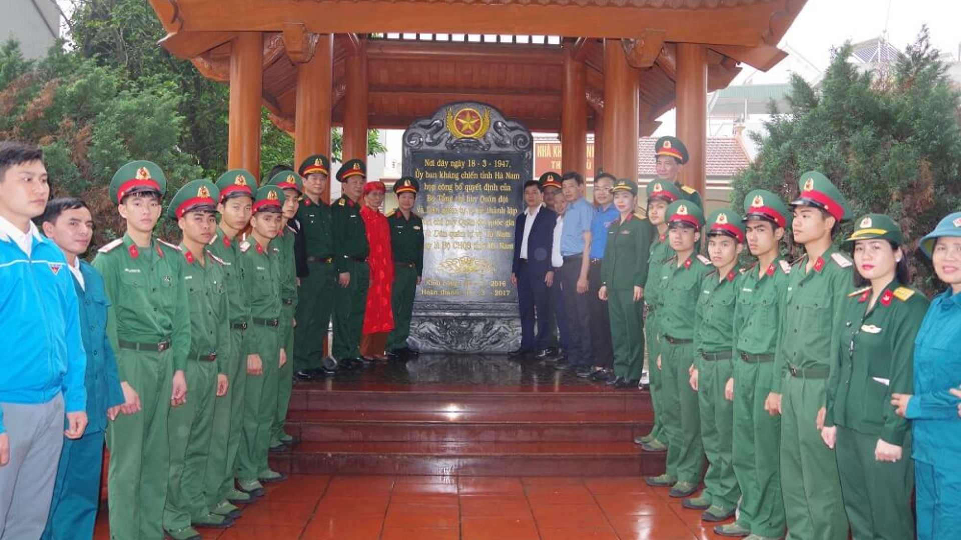 Bộ CHQS tỉnh Hà Nam tổ chức nhiều hoạt động ý nghĩa nhân kỷ niệm 77 năm Ngày thành lập LLVT tỉnh