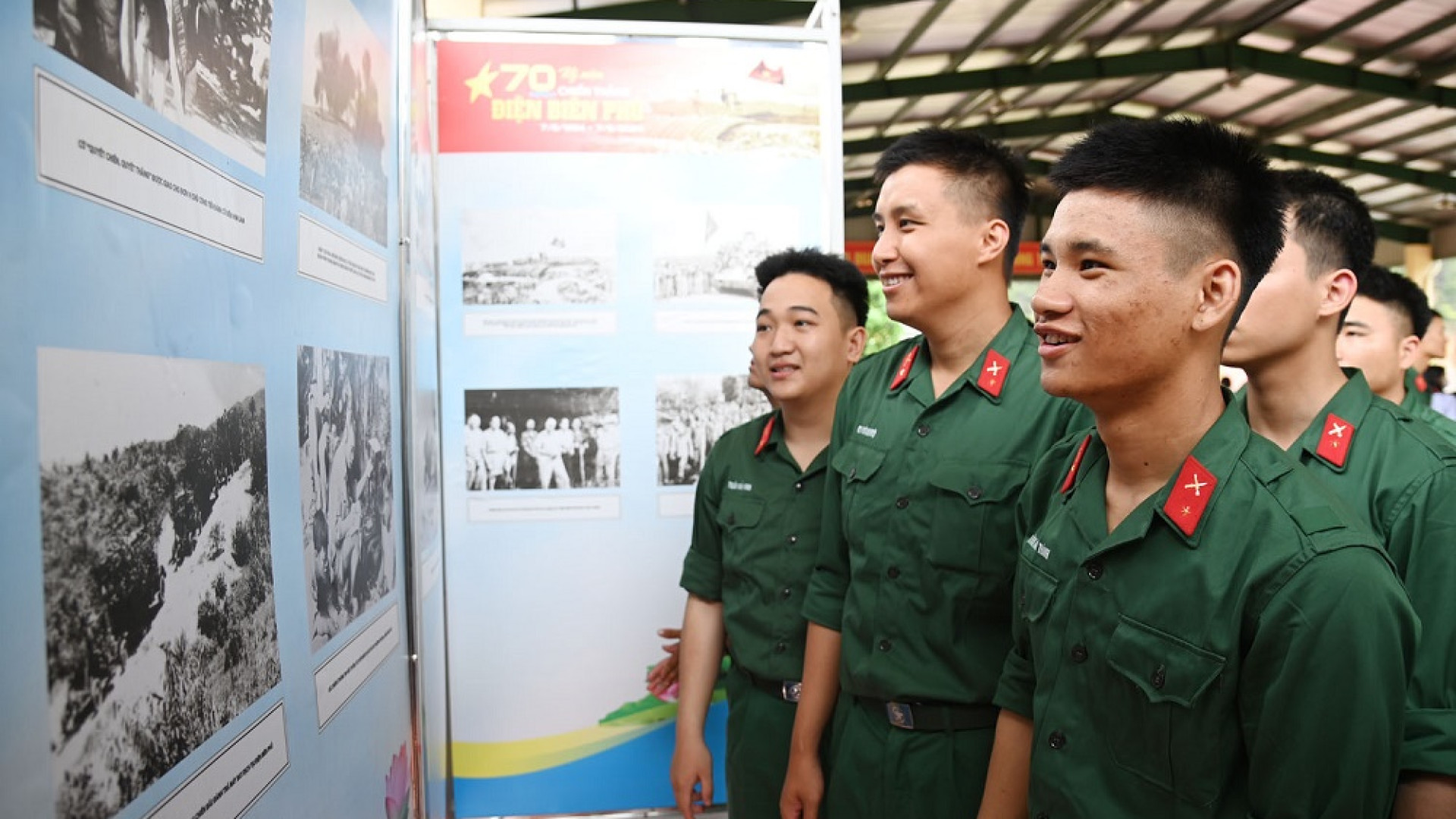 Triển lãm lưu động chào mừng kỷ niệm 70 năm Chiến thắng Điện Biên Phủ tại tỉnh Quảng Ninh