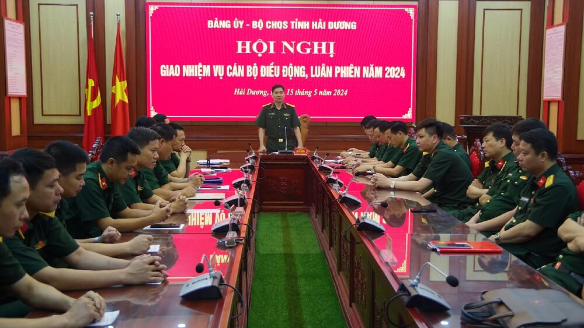 Bộ CHQS tỉnh Hải Dương giao nhiệm cho cán bộ điều động, luân phiên tại các đơn vị thuộc Quân khu năm 2024