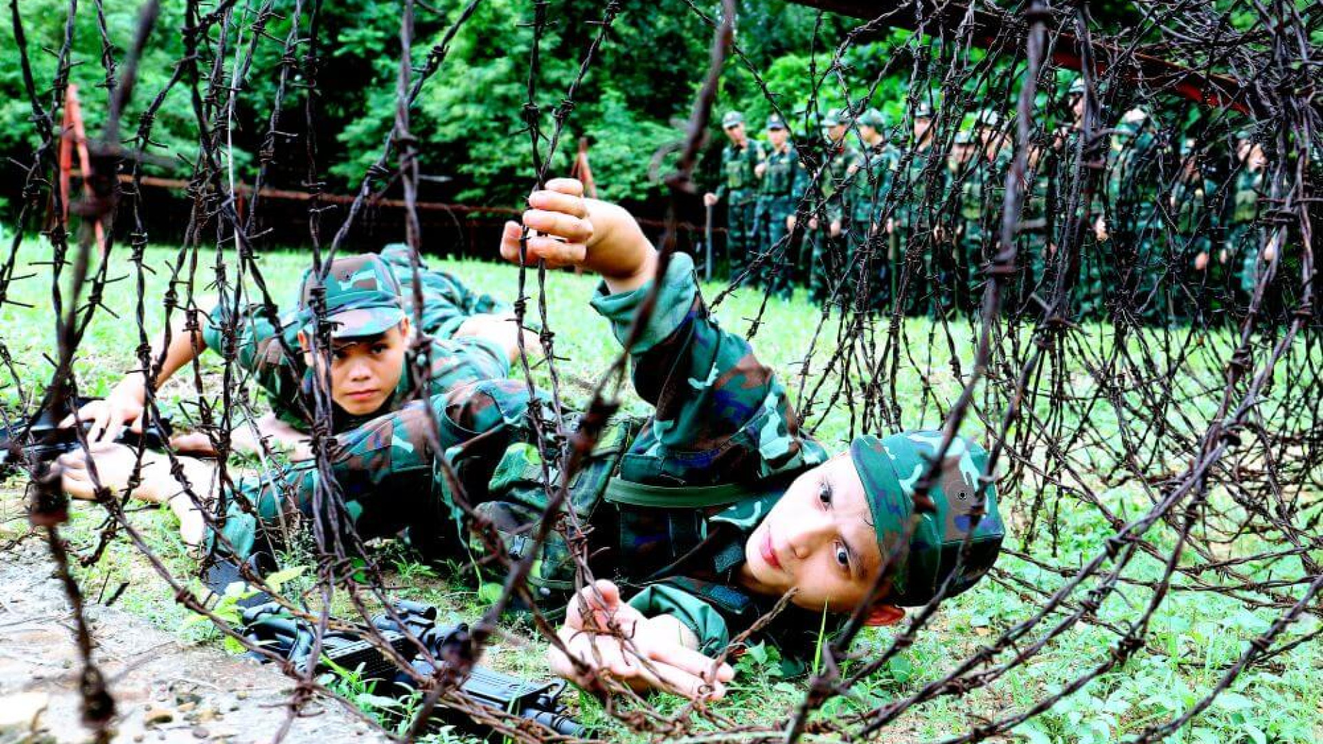 Bộ đội Trinh sát luyện rèn