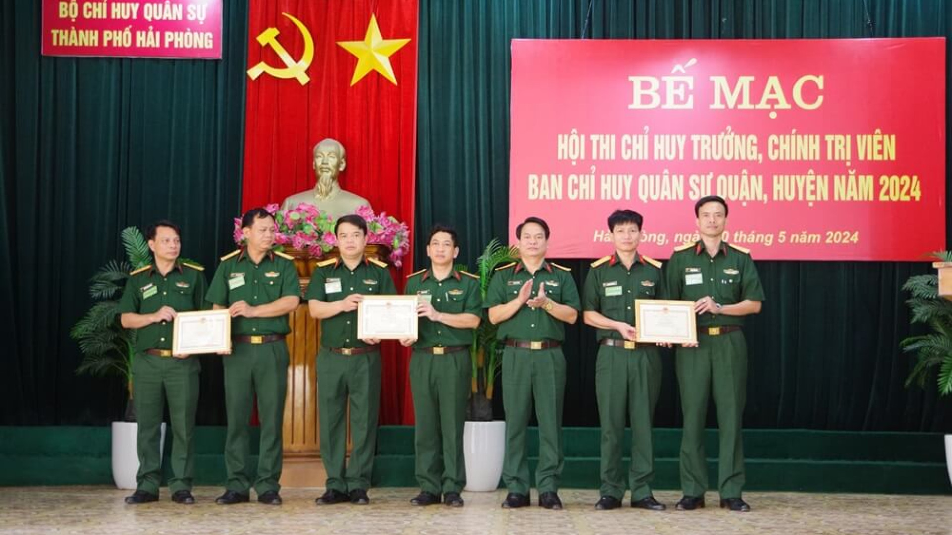 Bộ CHQS thành phố Hải Phòng bế mạc Hội thi chỉ huy trưởng, chính trị viên Ban CHQS quận, huyện năm 2024