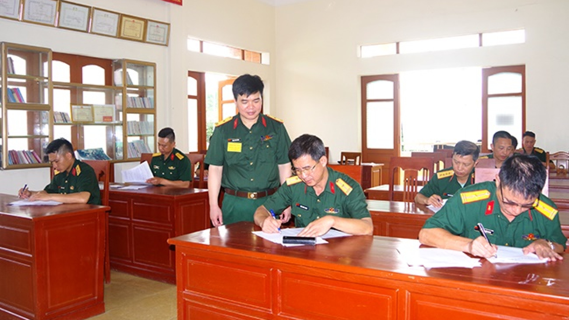 Bộ CHQS tỉnh Quảng Ninh kiểm tra trình độ kỹ năng nghề đối với nhân viên kỹ thuật năm 2024