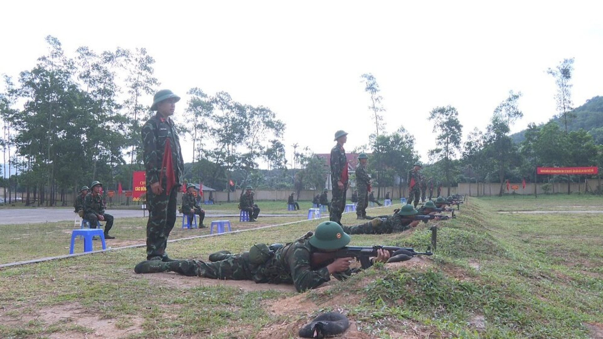 Trung đoàn 125 hoàn thành tốt nội dung “3 tiếng nổ” của chiến sĩ mới năm 2024