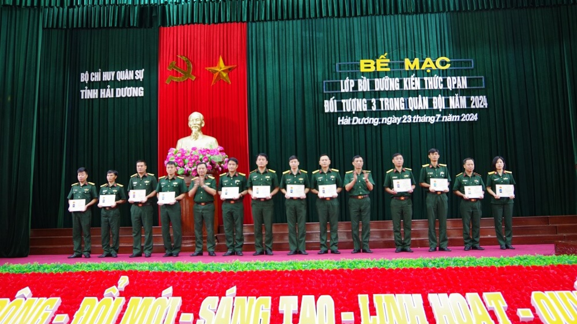 Bộ CHQS tỉnh Hải Dương hoàn thành bồi dưỡng kiến thức QP-AN đối tượng 3 trong Quân đội năm 2024