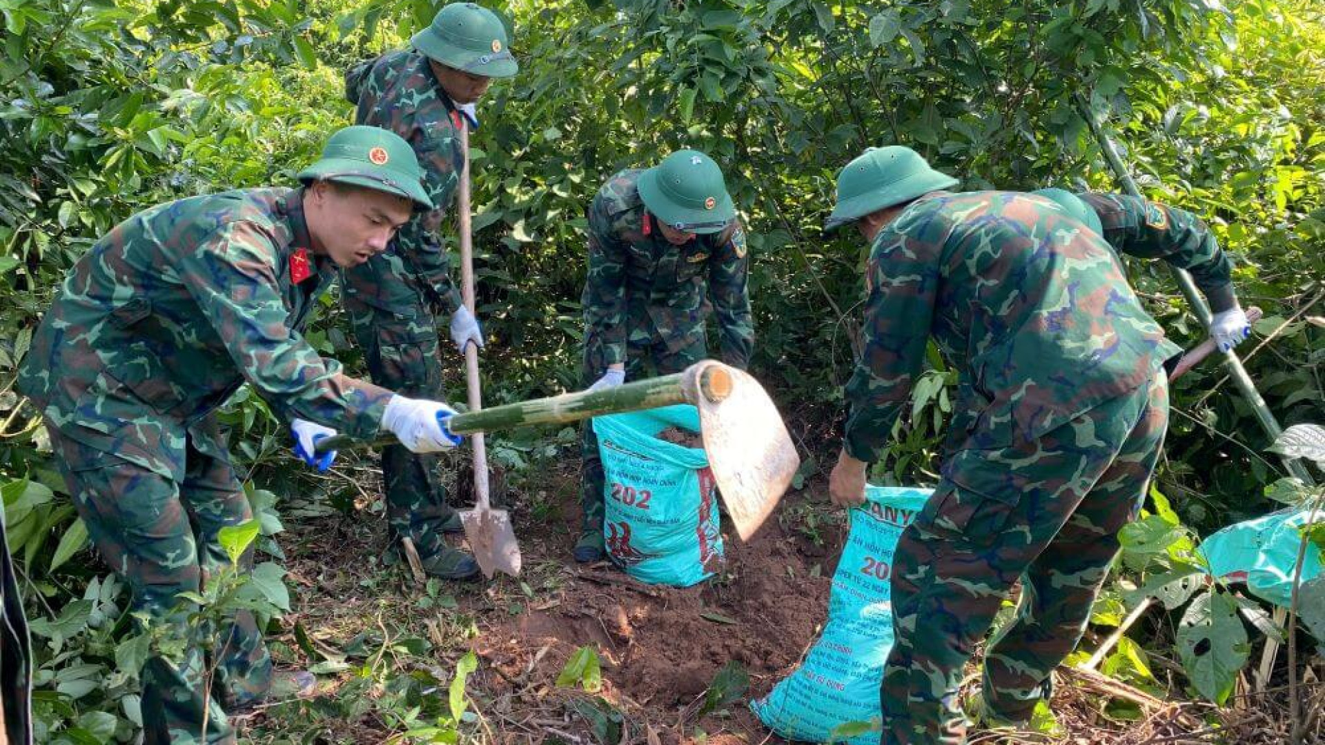 Bộ CHQS tỉnh Hải Dương: Hủy nổ thành công quả bom tồn sót sau chiến tranh