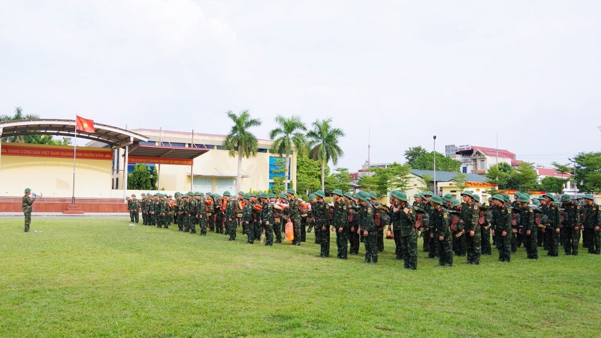 Bộ CHQS tỉnh Hà Nam: Triển khai nhiệm vụ ứng phó với cơn bão số 3