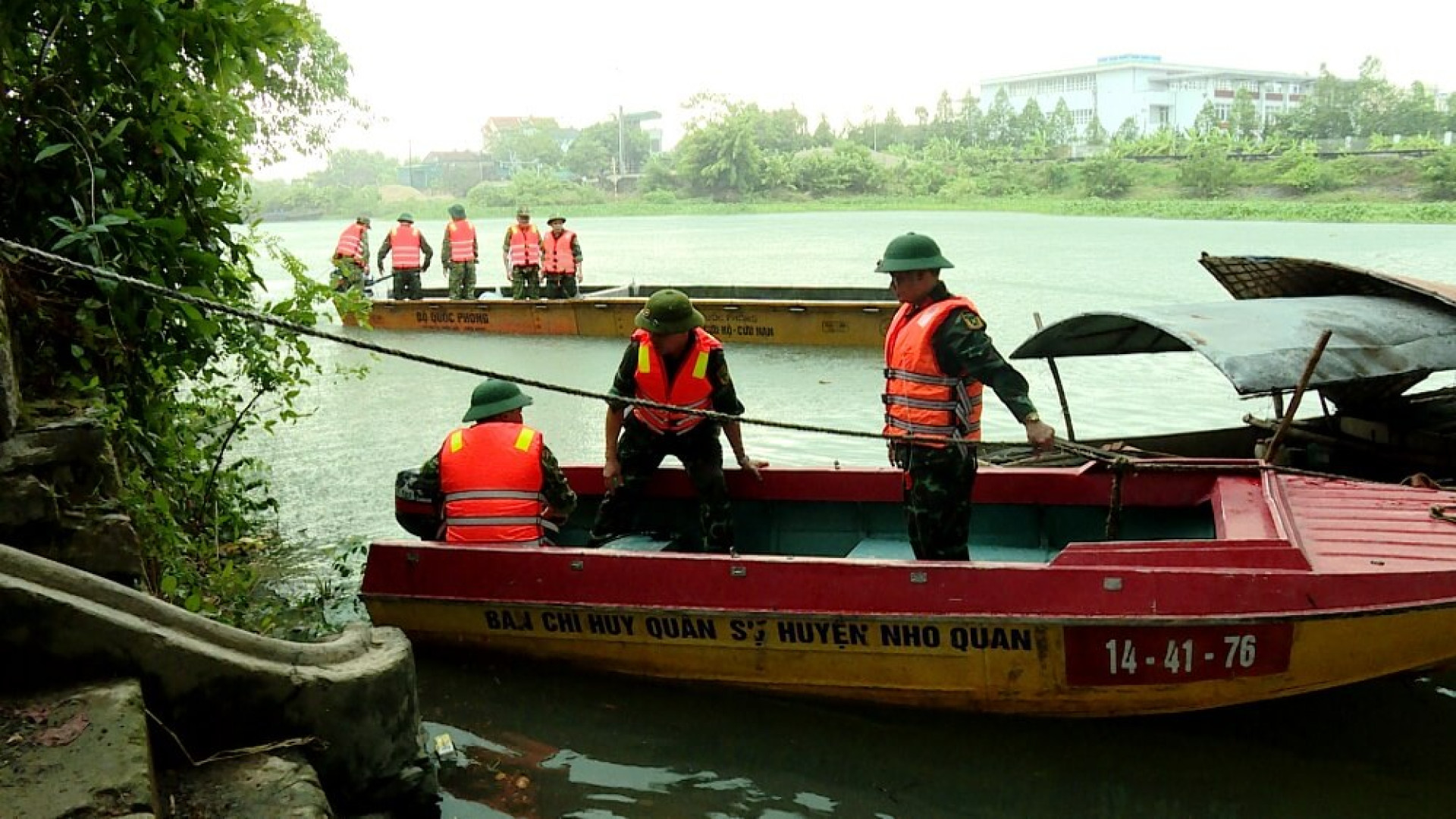 Bộ CHQS tỉnh Ninh Bình chủ động ứng phó bão số 3