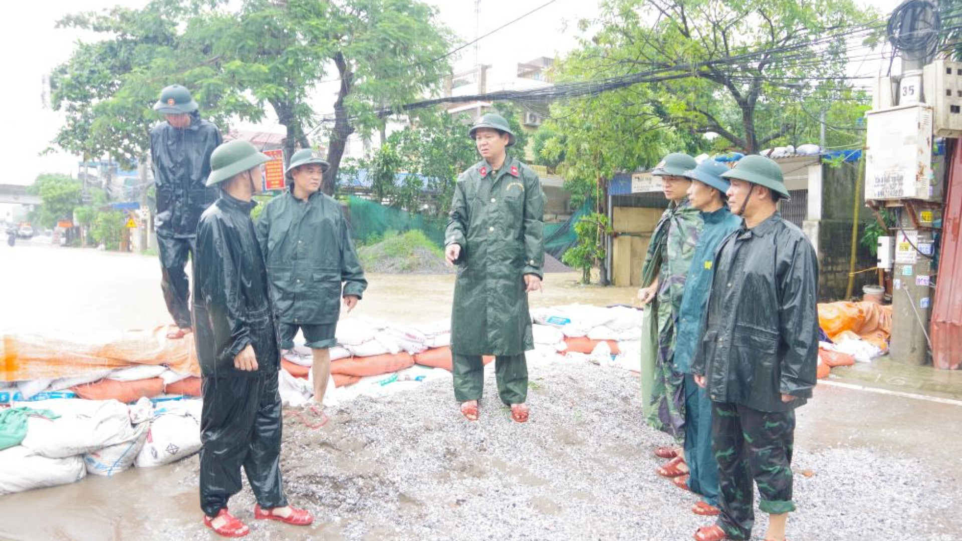 LLVT tỉnh Nam Định: Tập trung cao nhất cho các trọng điểm xung yếu trước tình hình mưa, lũ