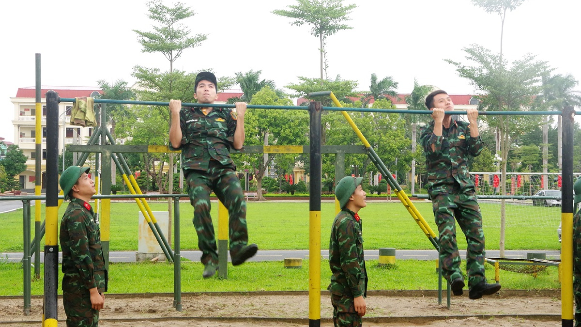 Bộ CHQS tỉnh Hà Nam kiểm tra kết quả huấn luyện năm 2023