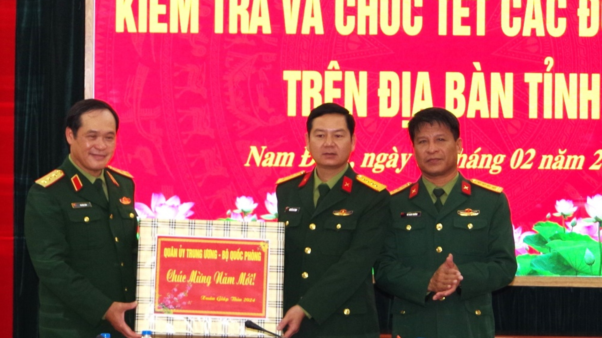 Bộ Quốc phòng thăm, kiểm tra, chúc Tết LLVT tỉnh Nam Định
