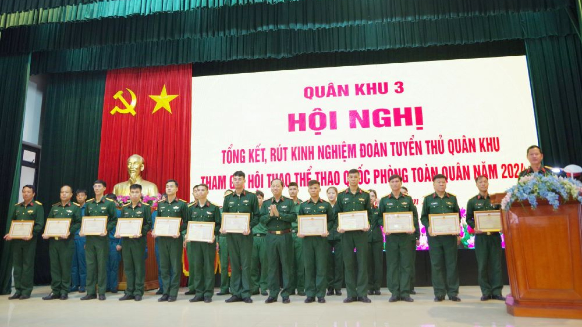 Quân khu rút kinh nghiệm Đoàn tuyển thủ tham gia Hội thao thể thao quốc phòng toàn quân năm 2024