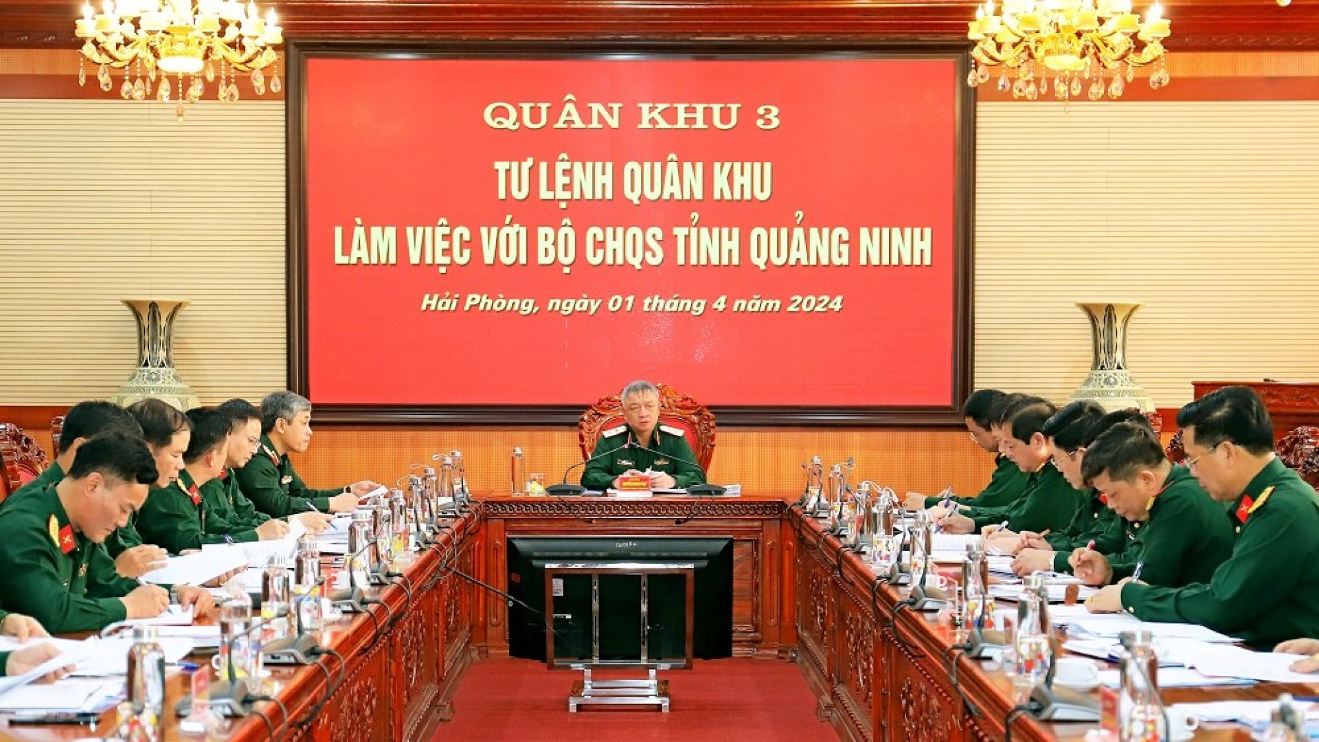 Tư lệnh Quân khu làm việc với Bộ CHQS tỉnh Quảng Ninh