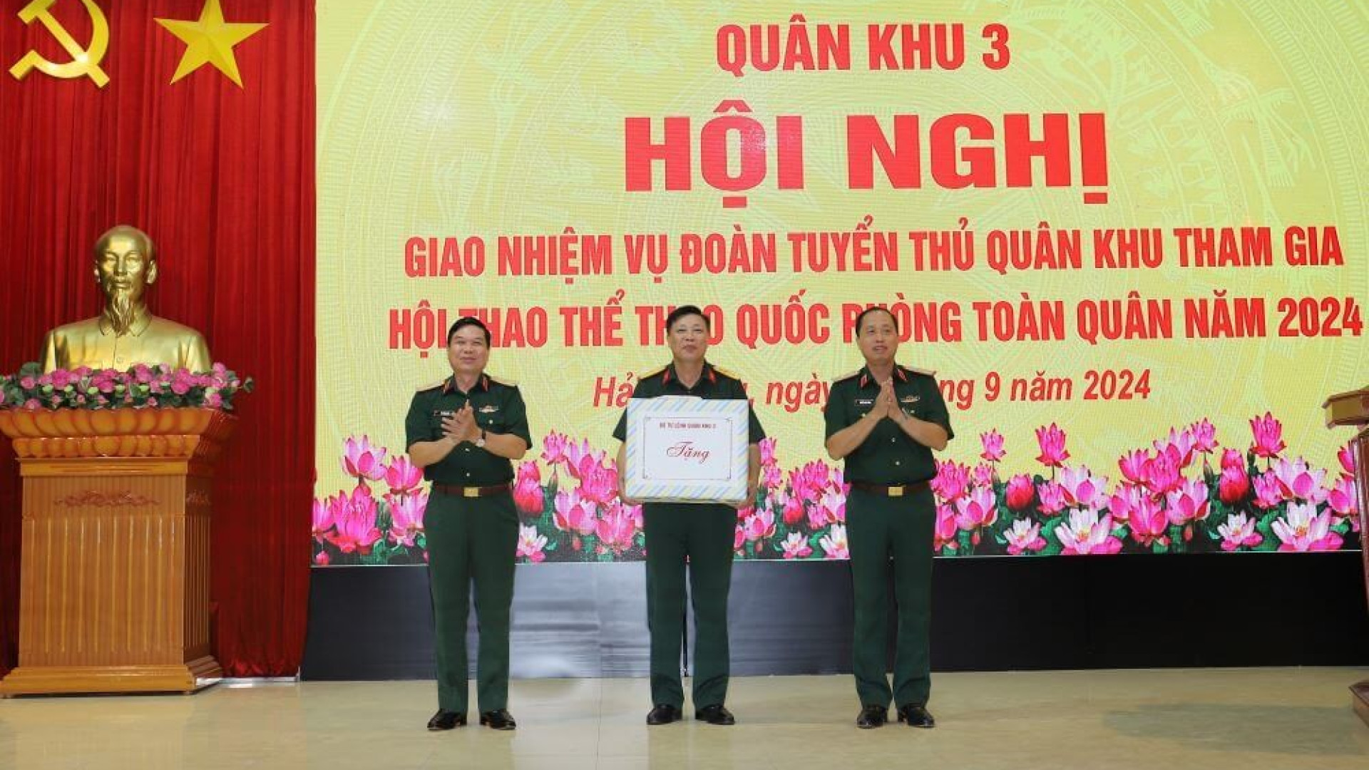 Bộ tư lệnh Quân khu giao nhiệm vụ cho đoàn tuyển thủ tham gia Hội thao thể thao Quốc phòng toàn quân năm 2024