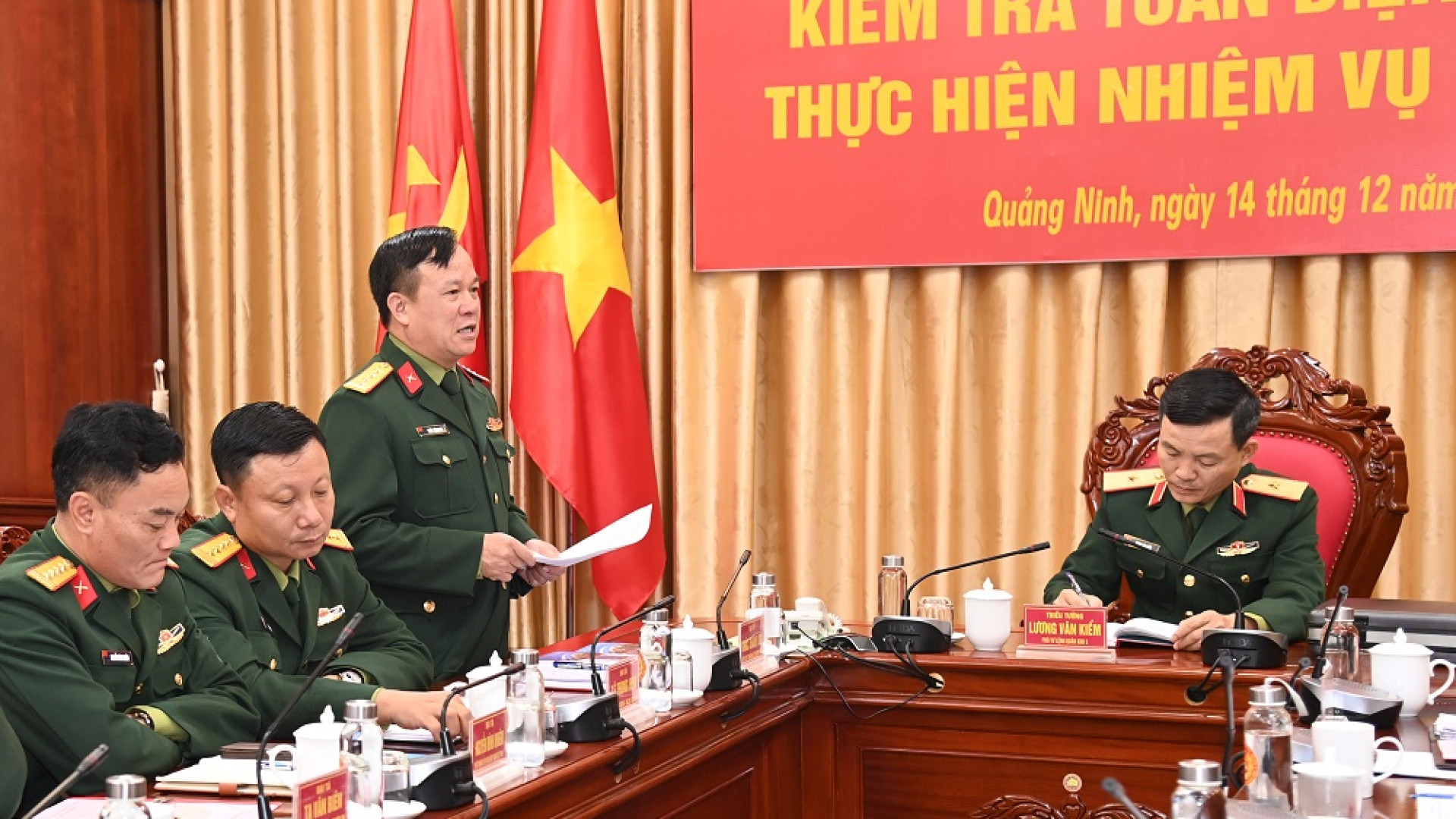 Quân khu kiểm tra toàn diện kết quả thực hiện nhiệm vụ năm 2023 tại Bộ CHQS tỉnh Quảng Ninh